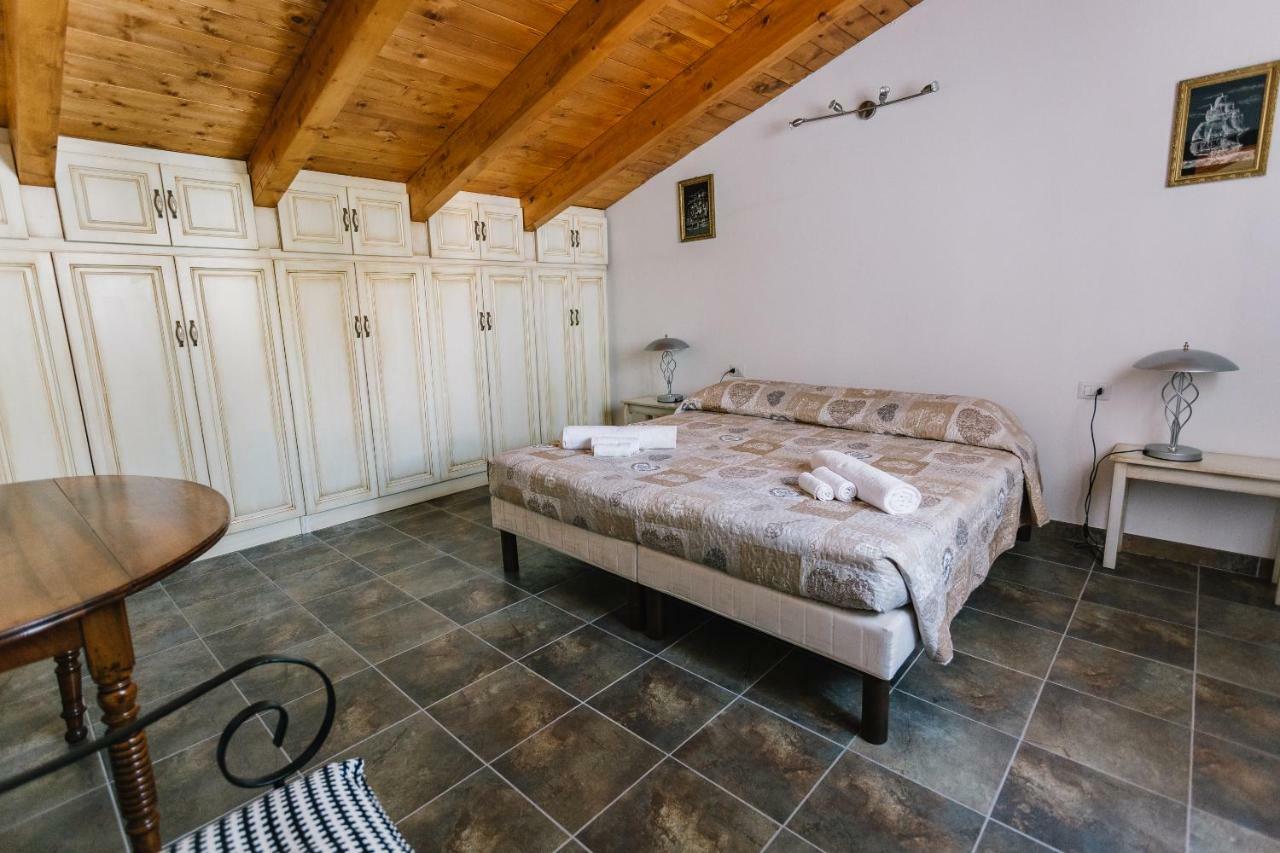 Villa Manzoni Portoscuso Esterno foto